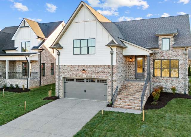 Property at 2016 WT Chandler Blvd #83, Gallatin, TN 37066, 3 beds, 2.5 baths