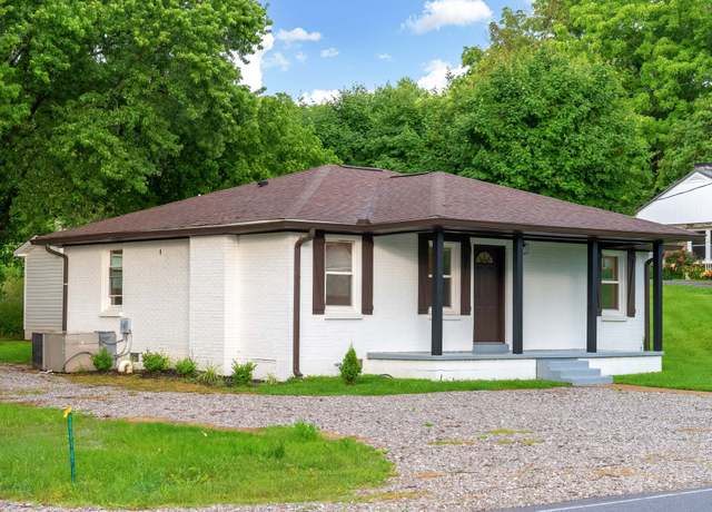 Property at 1802 Old Highway 31 E, Westmoreland, TN 37186, 3 beds, 2 baths