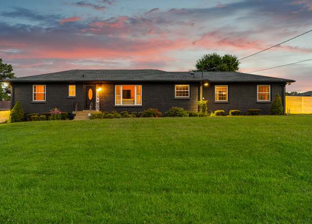 Property at 2832 Gaywinds Ct, Nashville, TN 37214, 3 beds, 1.5 baths