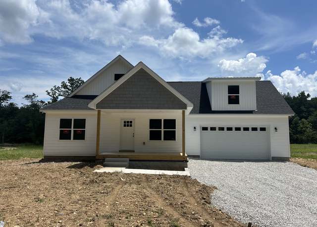 Property at 1578 Gilliam Hollow Rd, Dickson, TN 37055, 4 beds, 2 baths