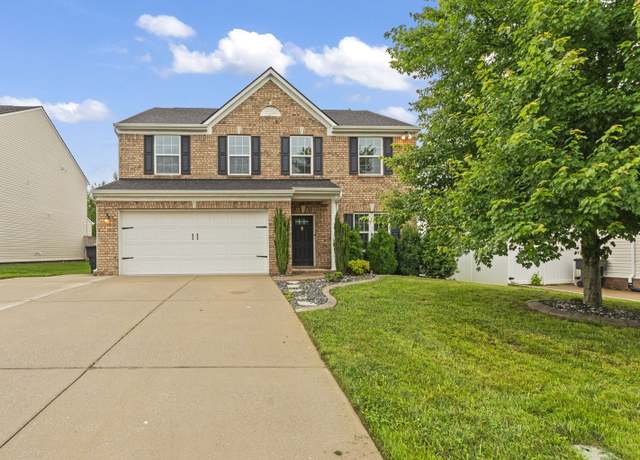 Property at 2207 Ambergate Dr, Murfreesboro, TN 37127, 3 beds, 2.5 baths
