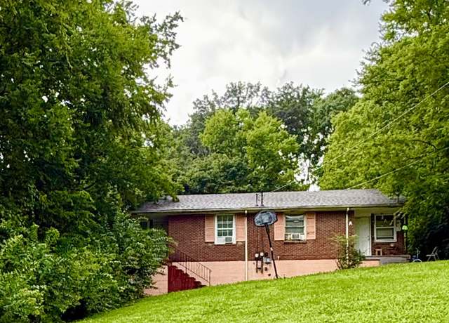 Property at 320 Foxglove Dr, Nashville, TN 37211, 4 beds, 2 baths