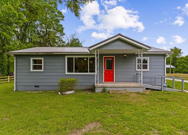 Property at 2348 Blaylock Rd, Crossville, TN 38572, 3 beds, 2 baths