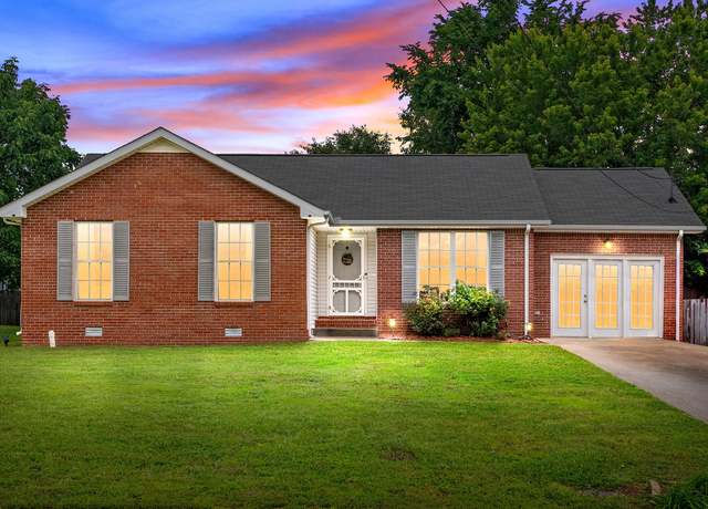 Property at 609 Corinth Ct, Clarksville, TN 37040, 3 beds, 2 baths