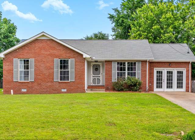 Property at 609 Corinth Ct, Clarksville, TN 37040, 3 beds, 2 baths