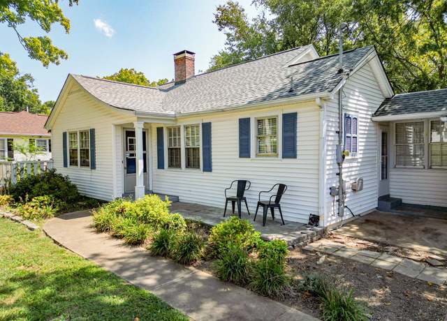 Property at 700 Riverside Dr, Columbia, TN 38401, 3 beds, 2 baths