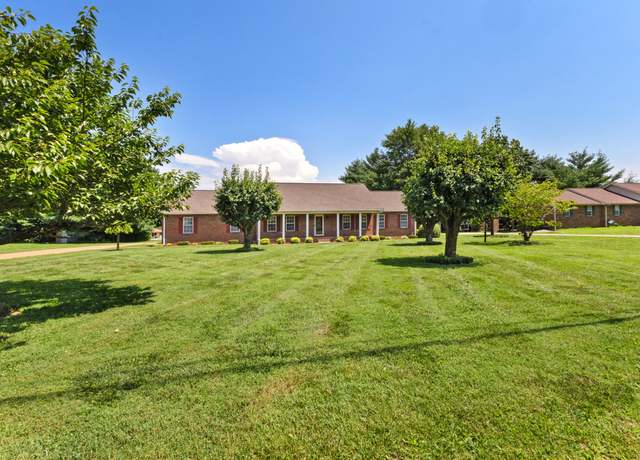 Property at 604 N Russell St, Portland, TN 37148, 3 beds, 2.5 baths