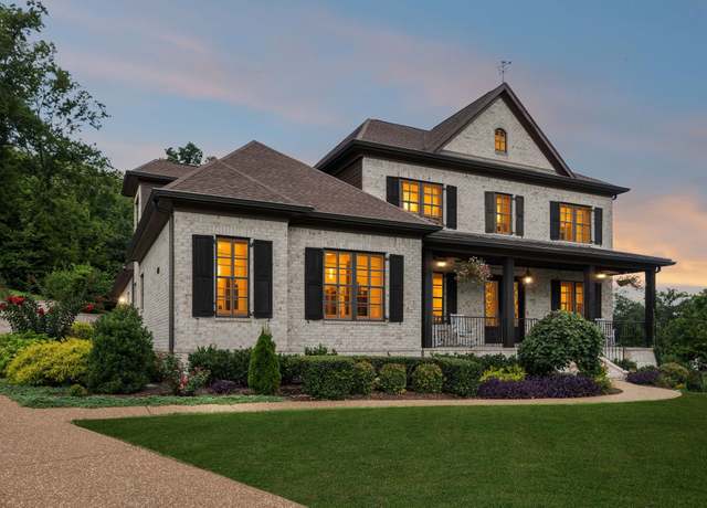 Property at 645 Legends Crest Dr, Franklin, TN 37069, 5 beds, 4.5 baths