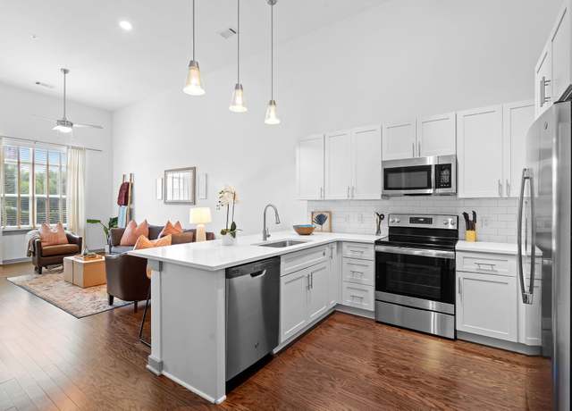 Property at 1638 54th Ave N #123, Nashville, TN 37209, 1 bed, 1 bath