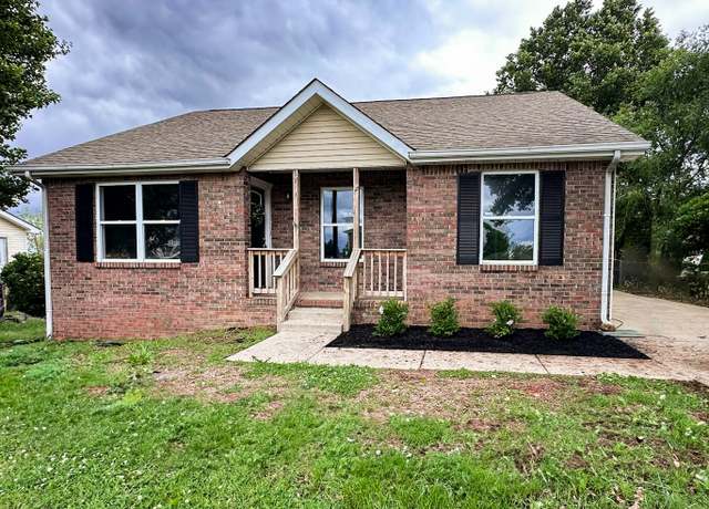 Property at 1303 Chucker Dr, Clarksville, TN 37042, 3 beds, 2 baths