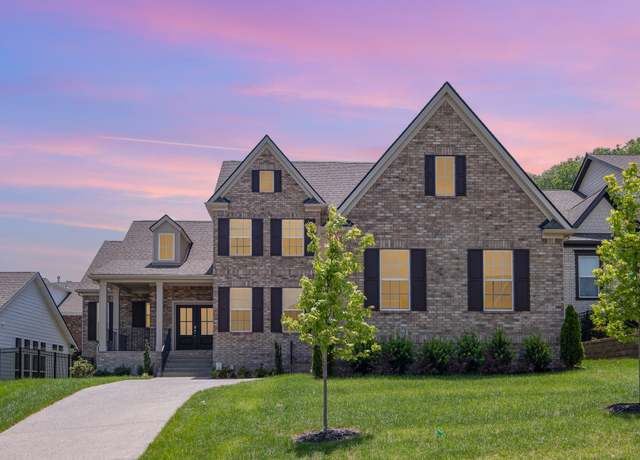 Property at 5509 Dana Ln, Franklin, TN 37064, 4 beds, 3.5 baths