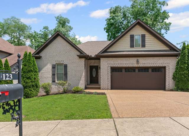 Property at 123 Otter Glenn Dr, Hendersonville, TN 37075, 3 beds, 2 baths