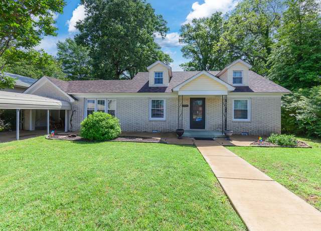 Property at 200 N 18th Ave, Humboldt, TN 38343, 4 beds, 2 baths