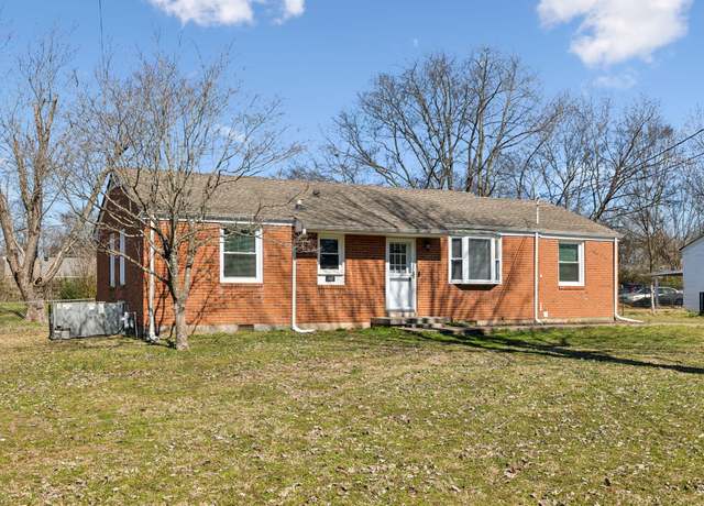 Property at 1807 Gardner Dr, Murfreesboro, TN 37130, 3 beds, 1.5 baths