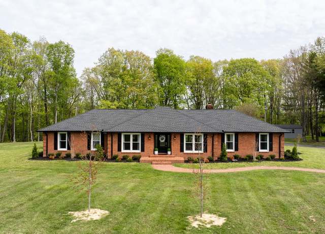 Property at 1747 Allen Ferry Rd, Smithville, TN 37166, 3 beds, 2.5 baths