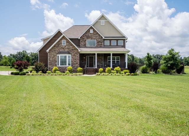 Property at 251 Old Shelbyville Hwy, Tullahoma, TN 37388, 4 beds, 3.5 baths