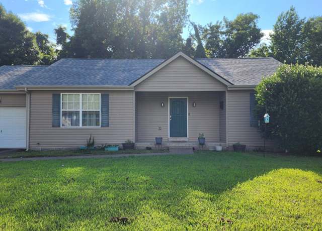 Property at 404 Kelsey Dr, Clarksville, TN 37042, 3 beds, 2 baths
