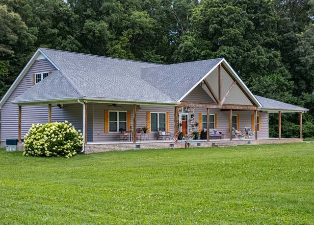 Property at 362 Lakeview St, Manchester, TN 37355, 3 beds, 2 baths