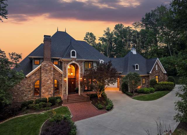 Property at 11606 Channel Front Ct, Soddy Daisy, TN 37379, 4 beds, 6 baths
