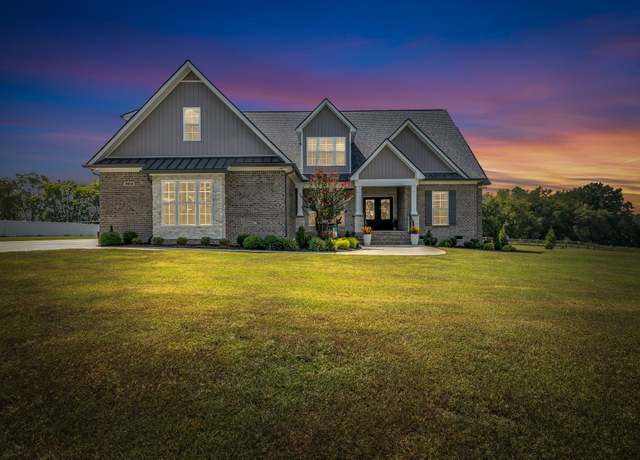 Property at 8014 Traditions Ln, Columbia, TN 38401, 3 beds, 3.5 baths