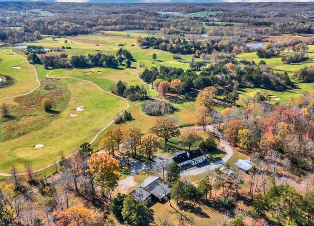 Property at 125 Airport Rd, Clifton, TN 38425, 4 beds, 3.5 baths