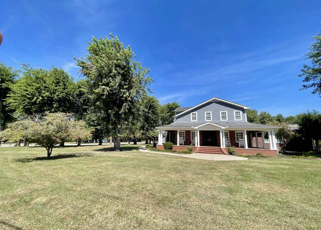 Property at 5032 Twin Lakes Dr, Old Hickory, TN 37138, 3 beds, 4.5 baths