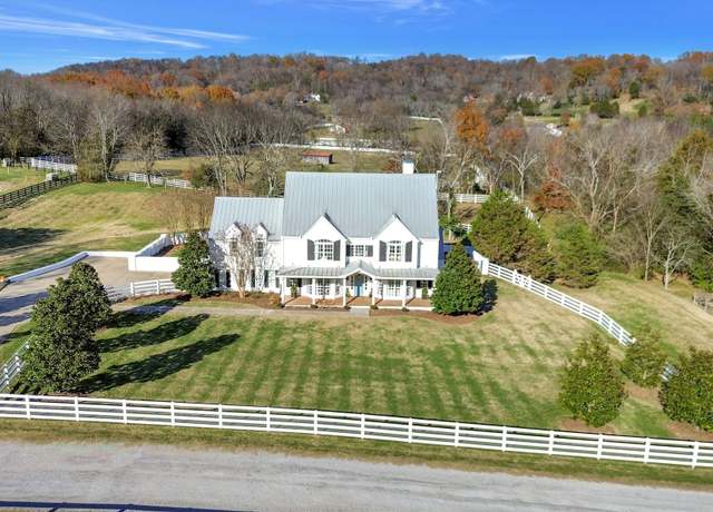 Property at 210 Green Rd, Franklin, TN 37069, 3 beds, 3.5 baths