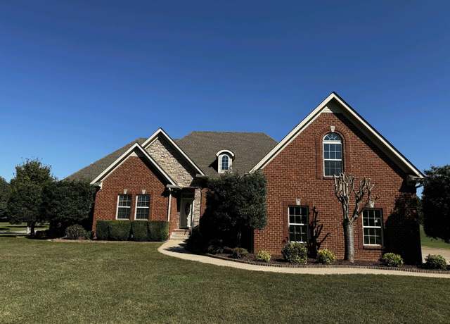 Property at 4615 Sango Rd, Clarksville, TN 37043, 3 beds, 2.5 baths
