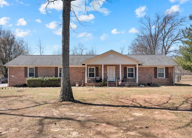 Property at 203 Larkway Dr, Tullahoma, TN 37388, 3 beds, 2 baths