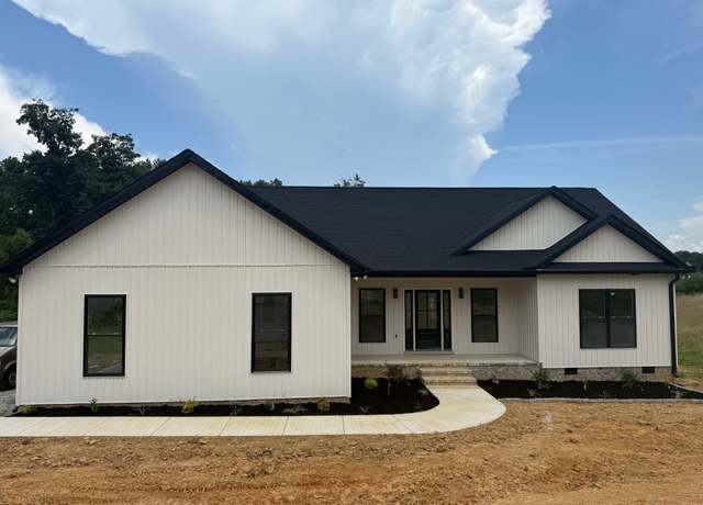 Property at 486 Pistole Rd, Sparta, TN 38583, 3 beds, 2 baths