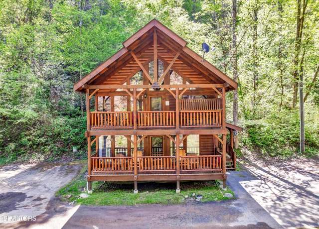 Property at 335 Caney Creek Rd, Pigeon Forge, TN 37863, 2 beds, 2 baths