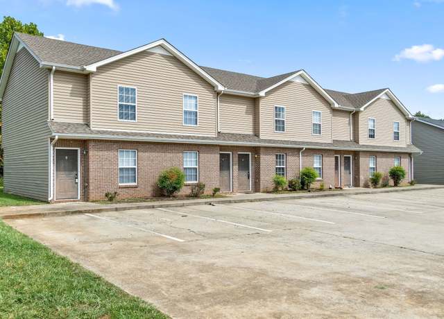 Property at 517 Patriot Park Ct, Clarksville, TN 37042, 8 beds, 4 baths