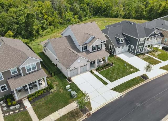 Property at 1175 Pebble Run Rd, Hendersonville, TN 37075, 4 beds, 3.5 baths