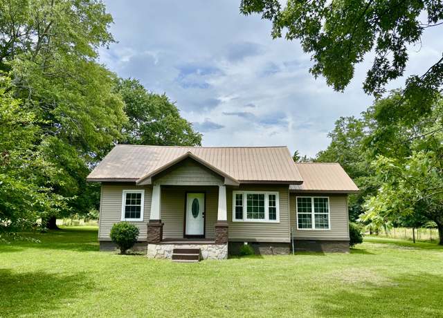 Property at 1188 Old Shelbyville Hwy, Tullahoma, TN 37388, 3 beds, 2 baths