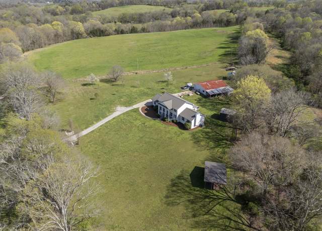 Property at 1737 Bratton Ln, Williamsport, TN 38487, 5 beds, 5 baths