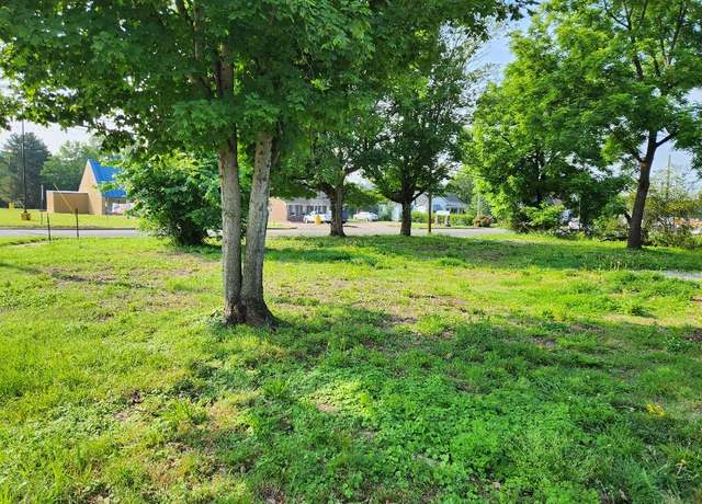 Property at 602 S 1st St, Pulaski, TN 38478
