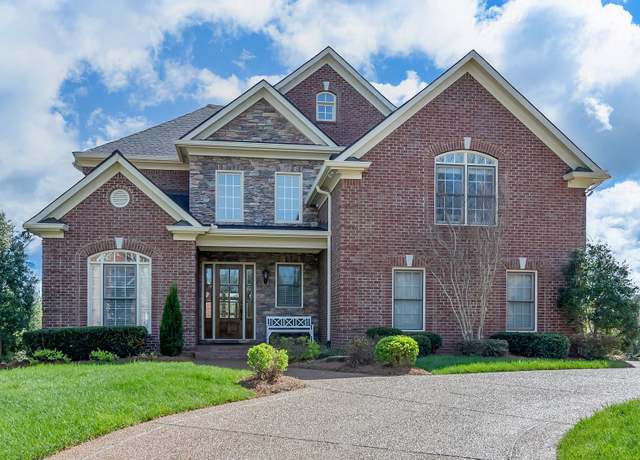 Property at 623 Firefox Dr, Brentwood, TN 37027, 4 beds, 4.5 baths