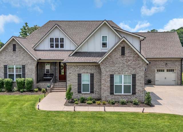 Property at 2732 Cherrydale Dr, Lebanon, TN 37087, 6 beds, 3.5 baths