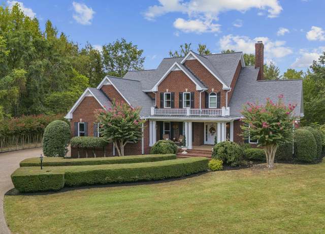 Property at 371 Wilson Boat Dock Rd, Lebanon, TN 37087, 4 beds, 2.5 baths