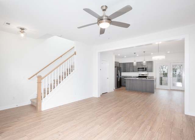 Property at 2420 Danilynn Dr, Antioch, TN 37013, 2 beds, 2.5 baths