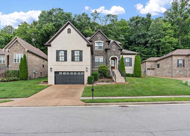 Property at 7236 Natchez Pointe Dr, Nashville, TN 37221, 4 beds, 3.5 baths