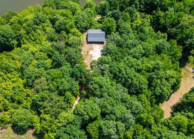 Property at 24 Charlsie Ln, Stewart, TN 37175, 4 beds, 3 baths