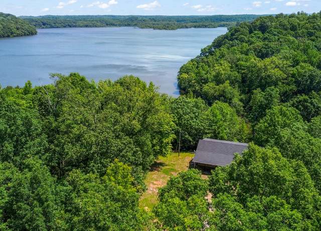 Property at 24 Charlsie Ln, Stewart, TN 37175, 4 beds, 3 baths