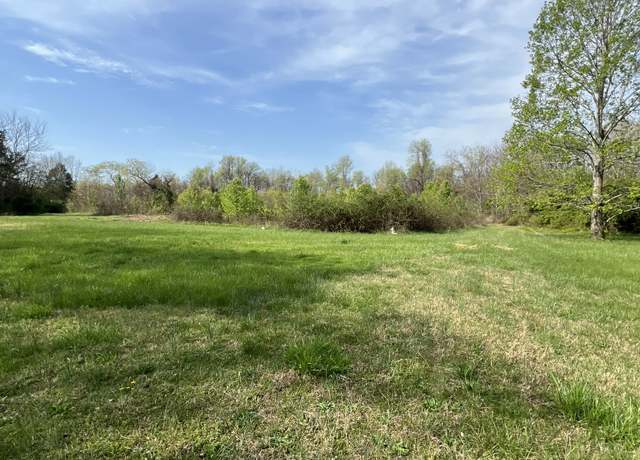 Property at 1237 S Russell St, Portland, TN 37148