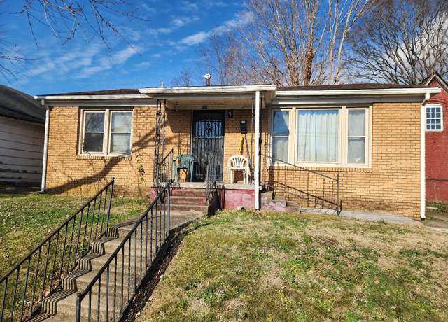 Property at 408 W 1st St W, Hopkinsville, KY 42240, 3 beds, 1.5 baths