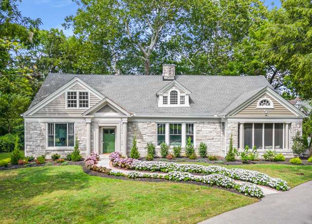 Property at 931 Caldwell Ln, Nashville, TN 37204, 5 beds, 5.5 baths