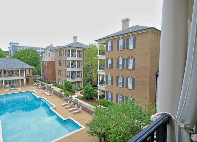 Property at 307 Seven Springs Way #304, Brentwood, TN 37027, 3 beds, 2 baths