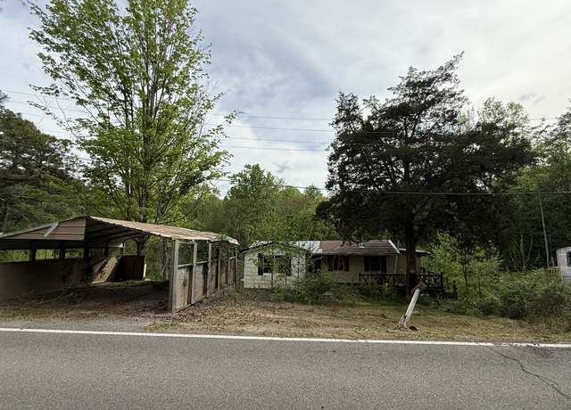 Property at 225 Attaway Rd, Clarksville, TN 37040, 2 beds, 1 bath