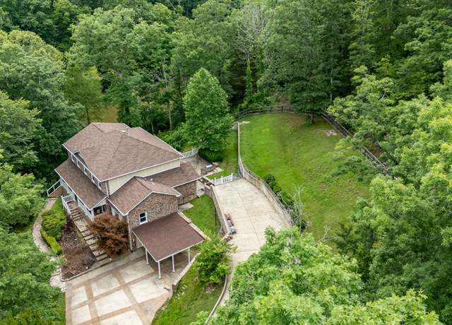 Property at 11 Fox Vale Ln, Nashville, TN 37221, 6 beds, 3.5 baths
