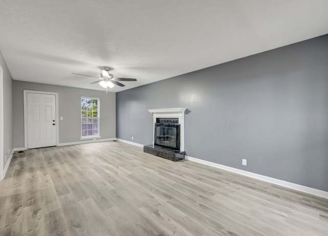 Property at 425 Hampstead S, Antioch, TN 37013, 5 beds, 3.5 baths
